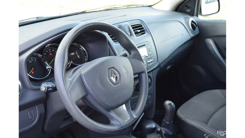 Renault Logan 2013 - 6