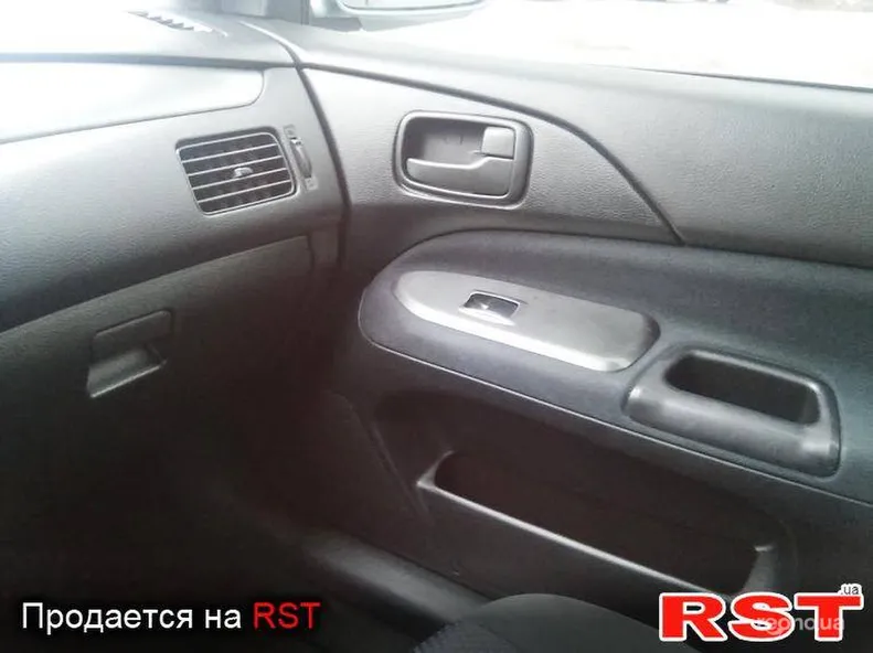 Mitsubishi Lancer 2006 - 3