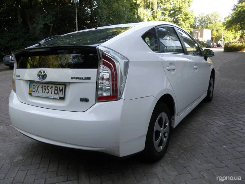 Toyota Prius 2012