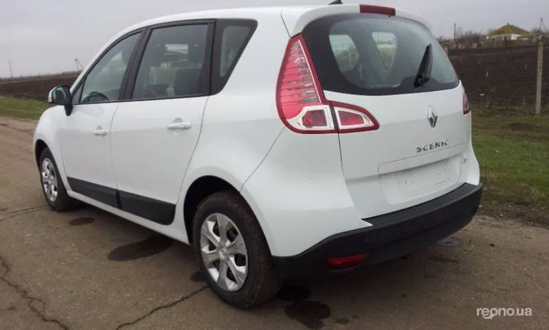 Renault Scenic 2011 - 11