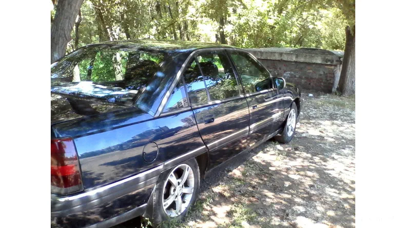 Opel Omega 1991 - 12
