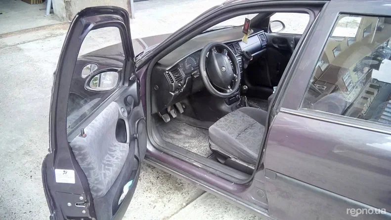 Opel Vectra 1996 - 6