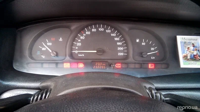 Opel Vectra 1996 - 8