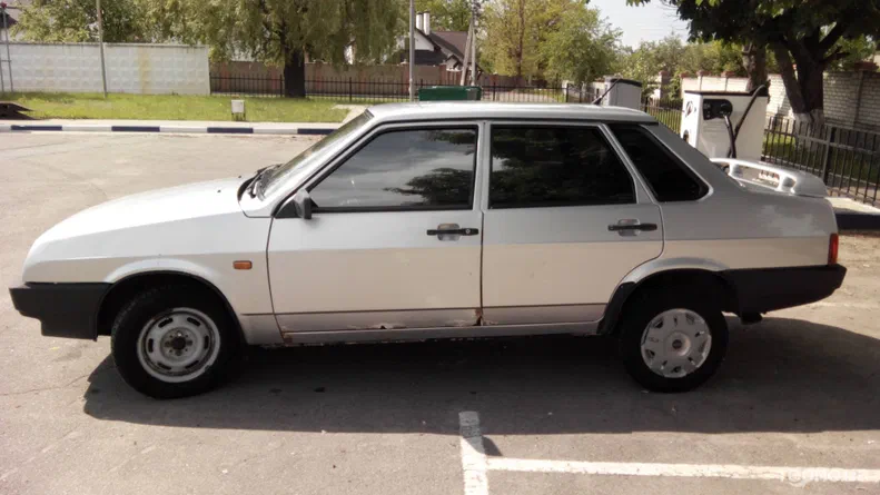 Lada (ВАЗ) 21099 2005