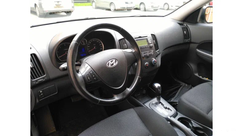 Hyundai i30 2011 - 16