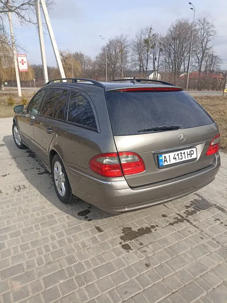 Mercedes-Benz E-Класс 2009