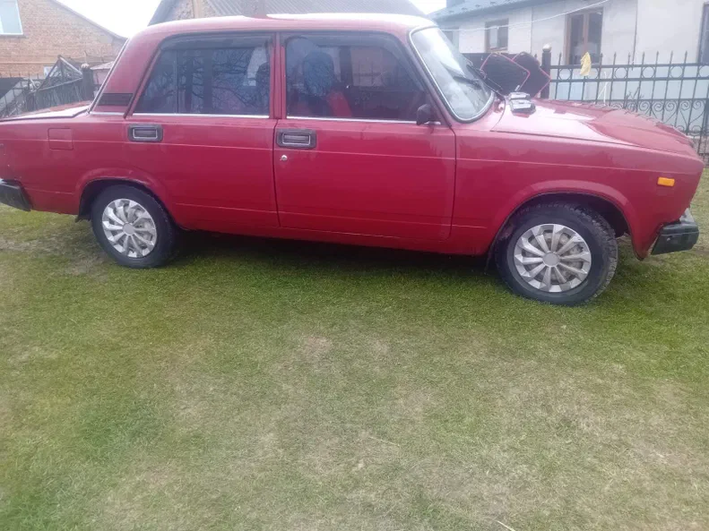 Lada (ВАЗ) 2107 1989 - 1