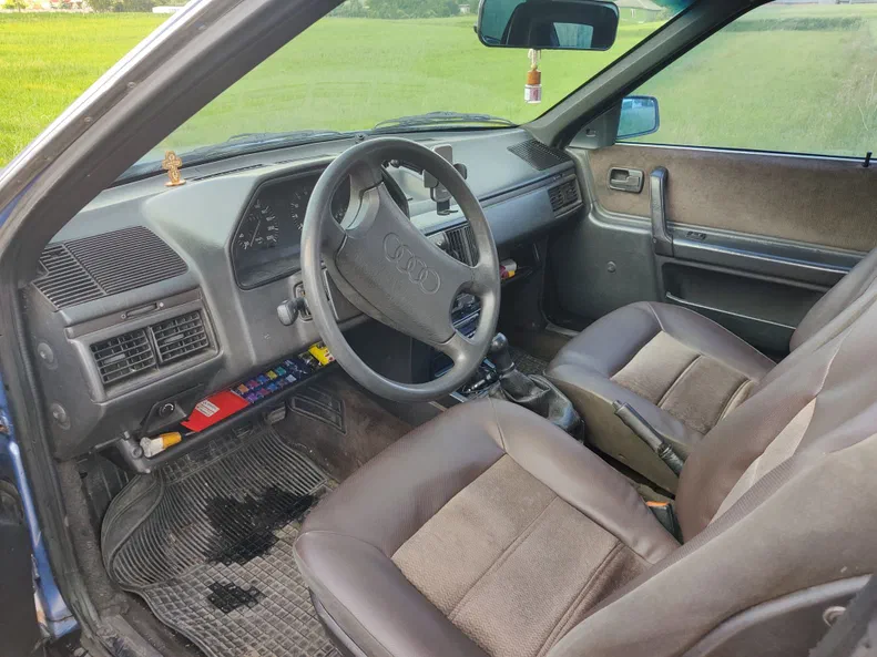 Audi 100 1985 - 7
