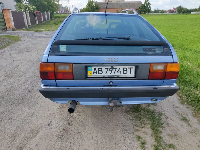 Audi 100 1985 - 6