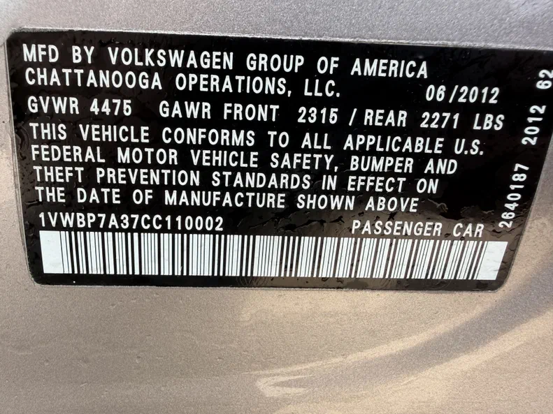 Volkswagen Passat 2012 - 20