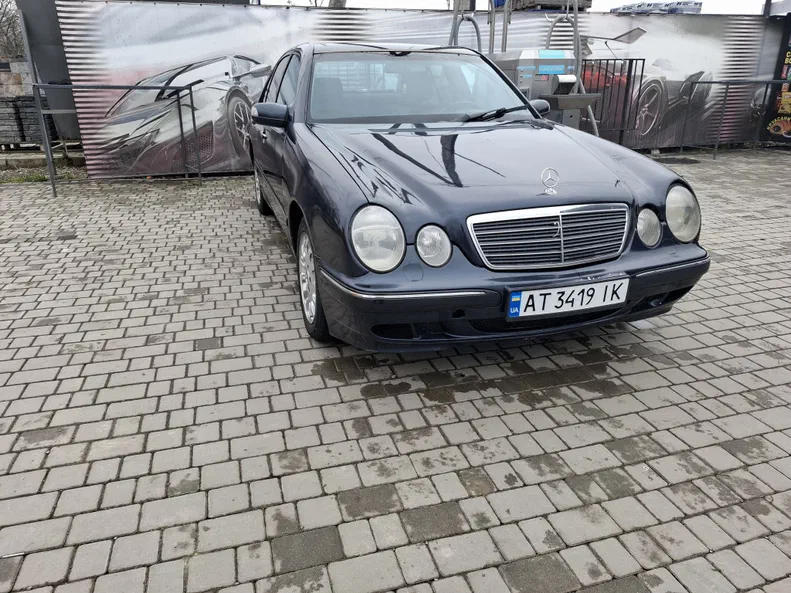 Mercedes-Benz E-Клас 2001 - 9
