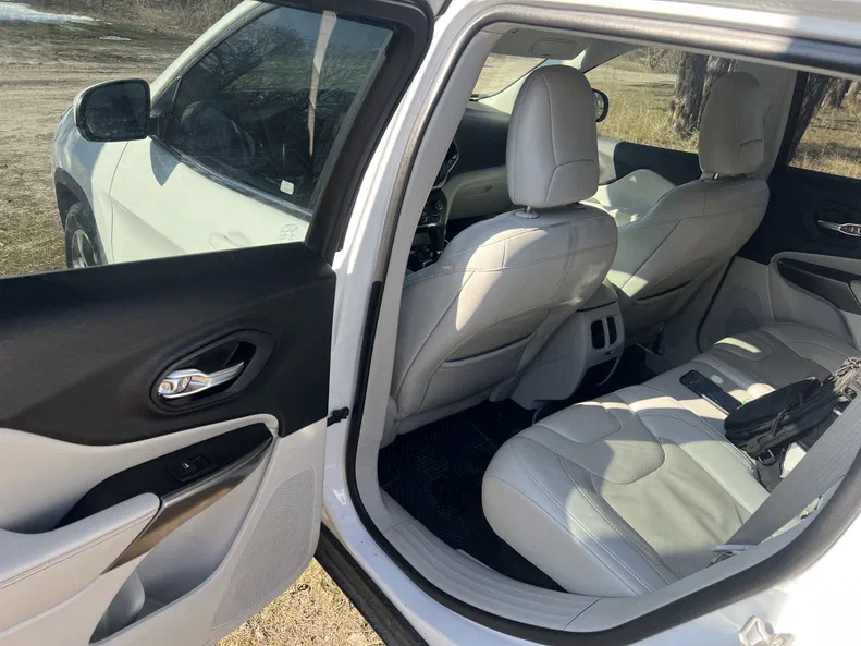 Jeep Cherokee 2018 - 7