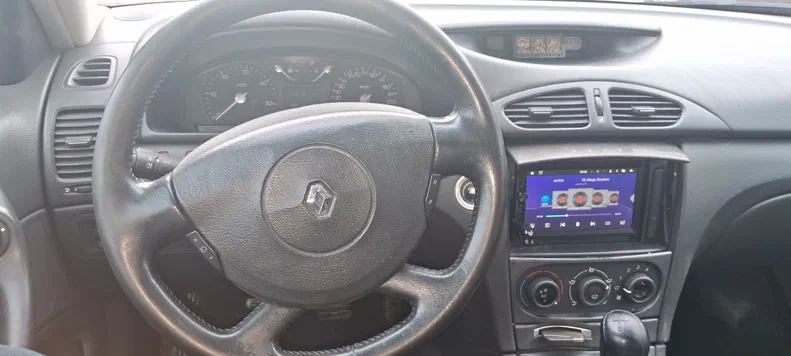 Renault Laguna 2005 - 7