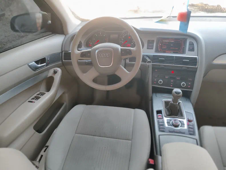 Audi A6 2008 - 12