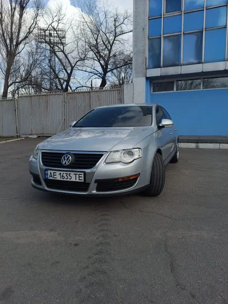 Volkswagen Passat 2005 - 35
