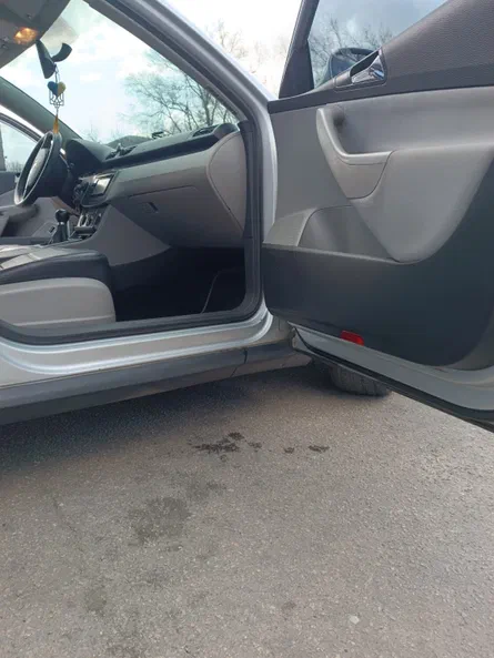 Volkswagen Passat 2005 - 5