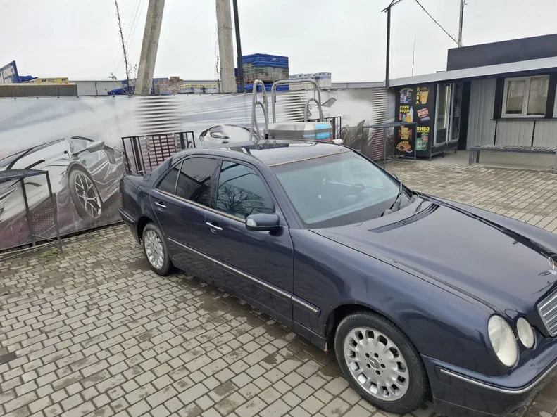 Mercedes-Benz E-Клас 2001 - 7