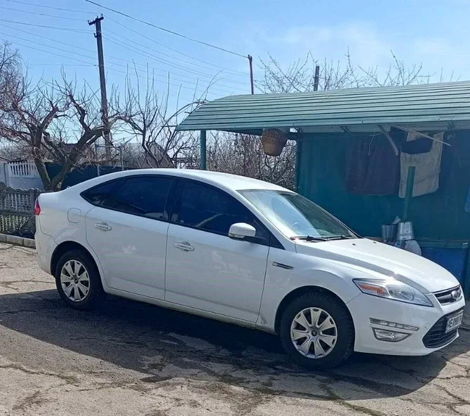 Ford Mondeo 2013 - 5