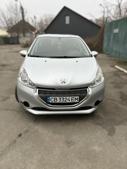 Peugeot 208 2013