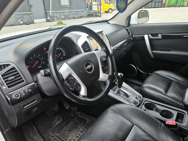 Chevrolet Captiva 2012 - 11