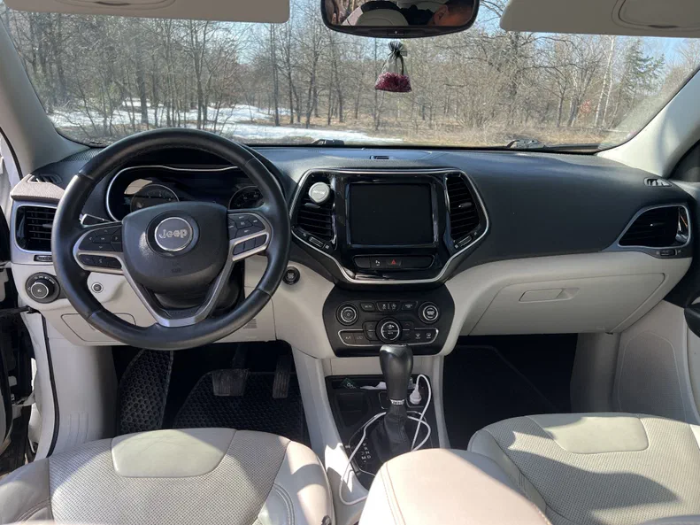 Jeep Cherokee 2018 - 8