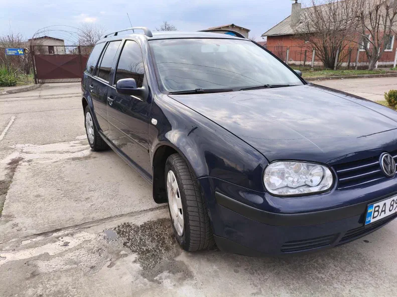 Volkswagen Golf 2003
