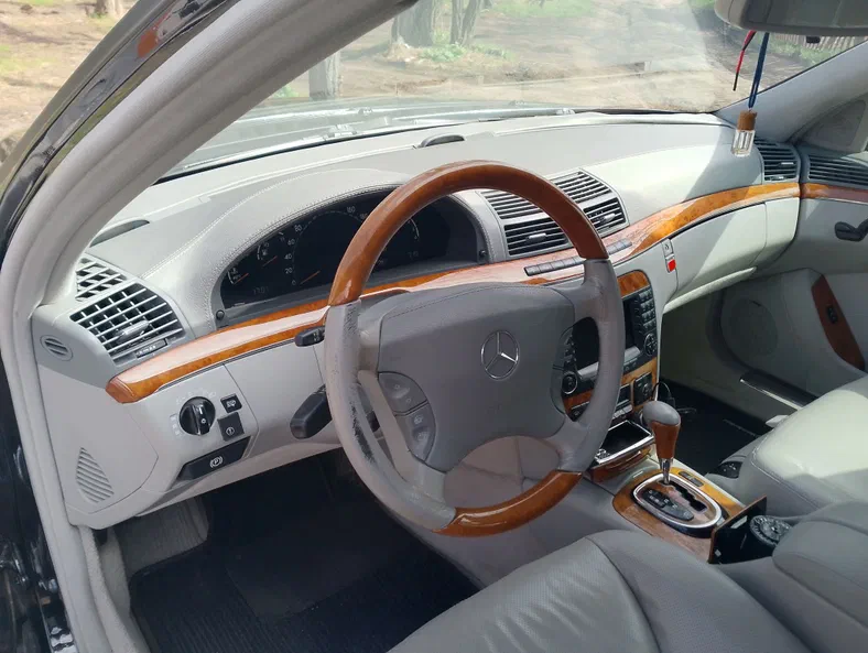 Mercedes-Benz S-Клас 2004 - 11