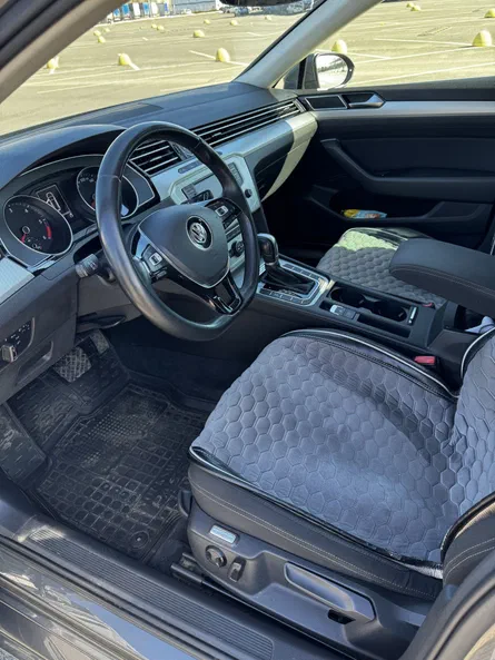 Volkswagen Passat 2016 - 9