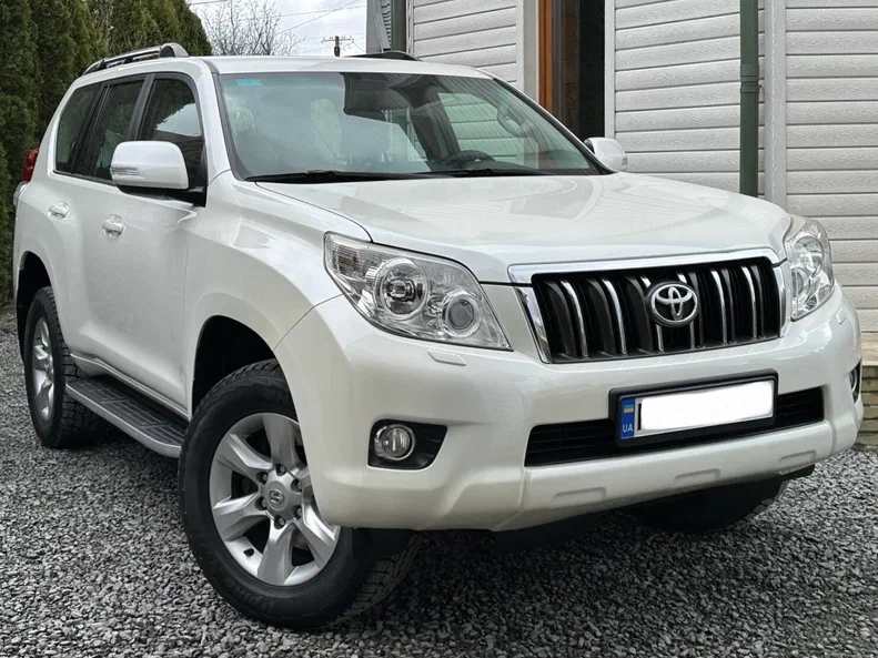 Toyota Land Cruiser Prado 2010