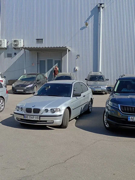 BMW 3 серія 2001 - 8