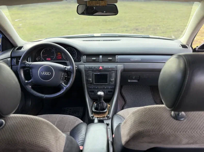 Audi A6 allroad 2003