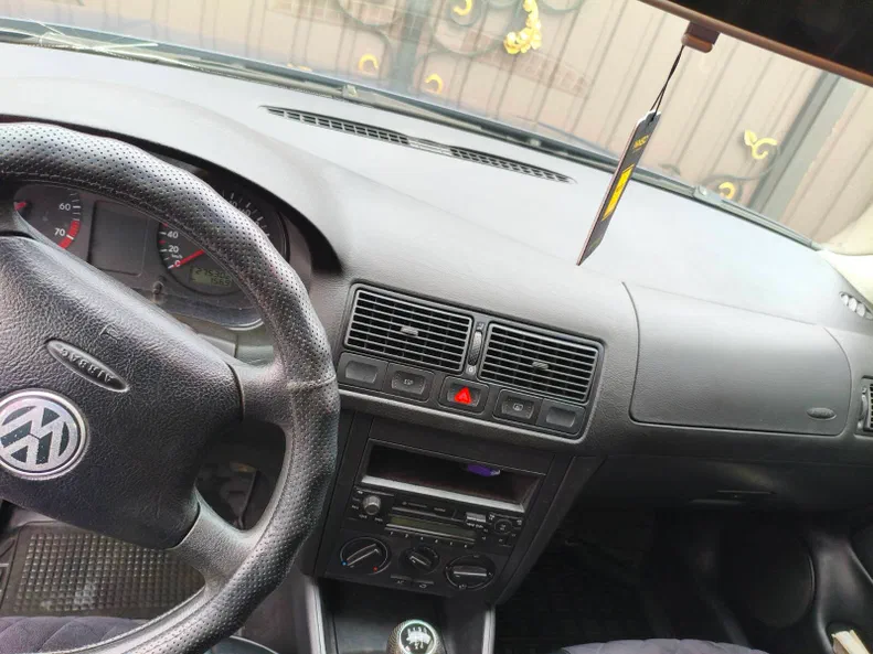 Volkswagen Golf 2003 - 18