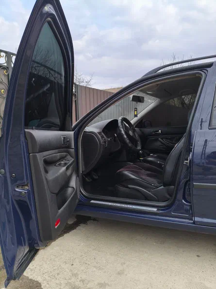 Volkswagen Golf 2003 - 14