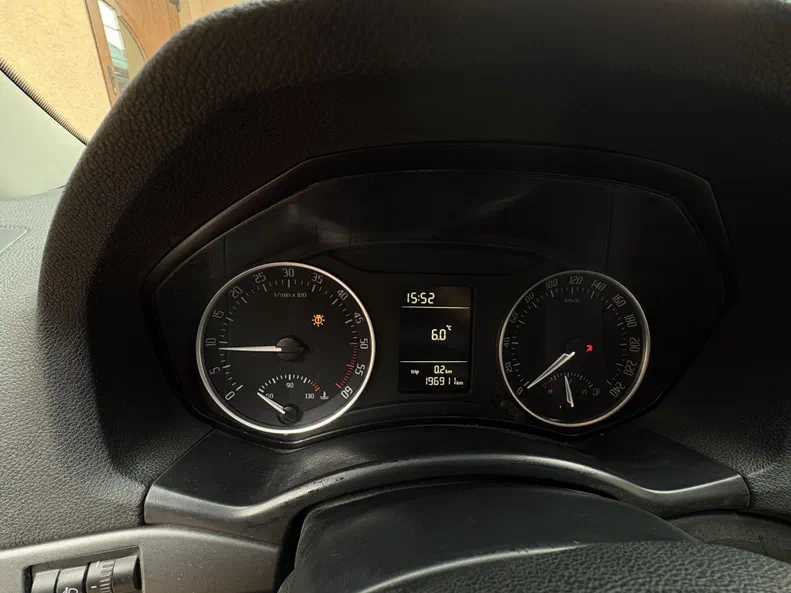 Skoda Octavia 2012 - 9