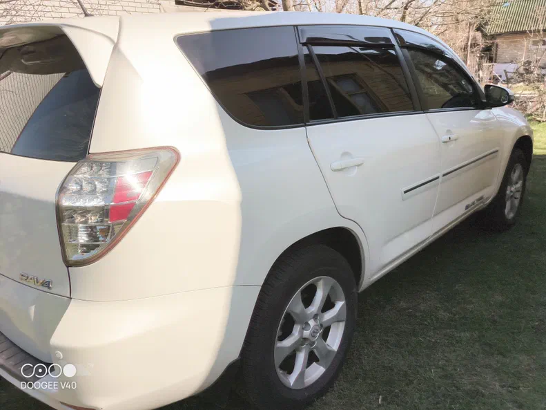 Toyota RAV4 2014 - 3