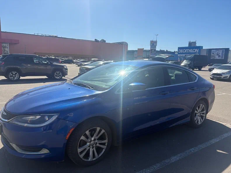 Chrysler 200 2015