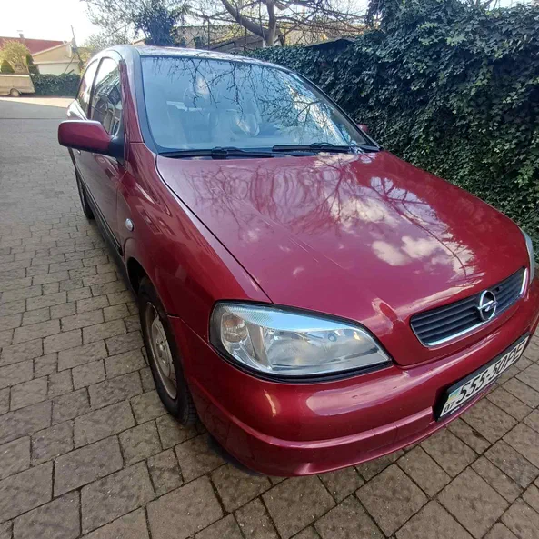 Opel Astra 2000