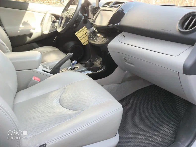 Toyota RAV4 2014 - 5