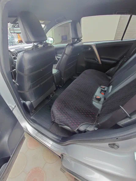 Toyota RAV4 2017 - 12