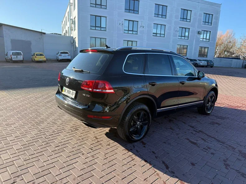 Volkswagen Touareg 2013