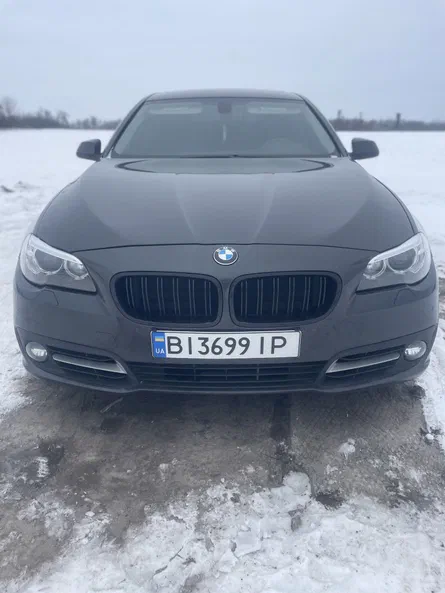 BMW 5 серии 2016