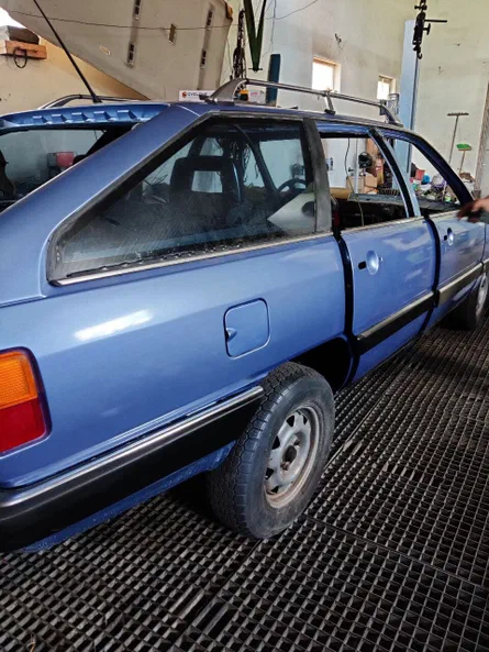 Audi 100 1985 - 14