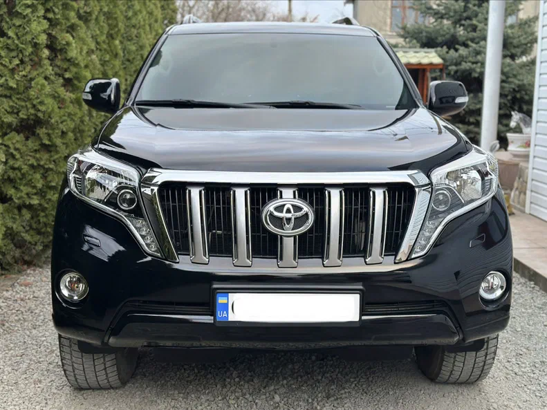 Toyota Land Cruiser Prado 2013