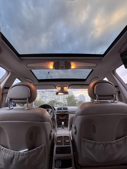 Mercedes-Benz E-Клас 2003 - 32