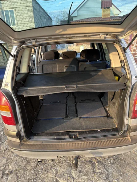 Opel Zafira 2000 - 21