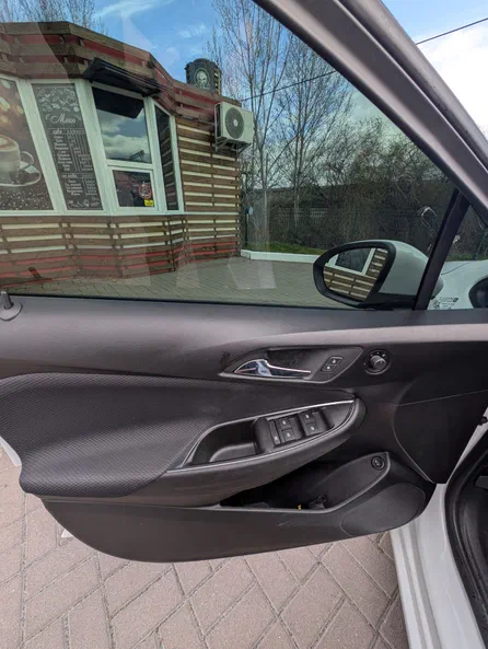 Chevrolet Cruze 2018 - 17