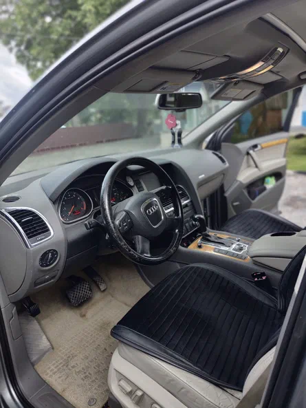 Audi Q7 2006 - 4