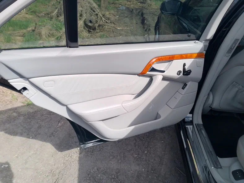 Mercedes-Benz S-Клас 2004 - 21