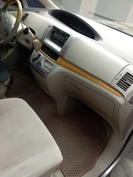 Toyota Previa 2006 - 7