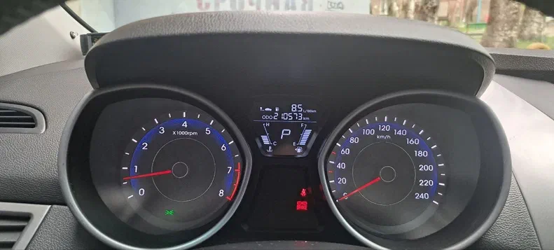 Hyundai Elantra 2011 - 8